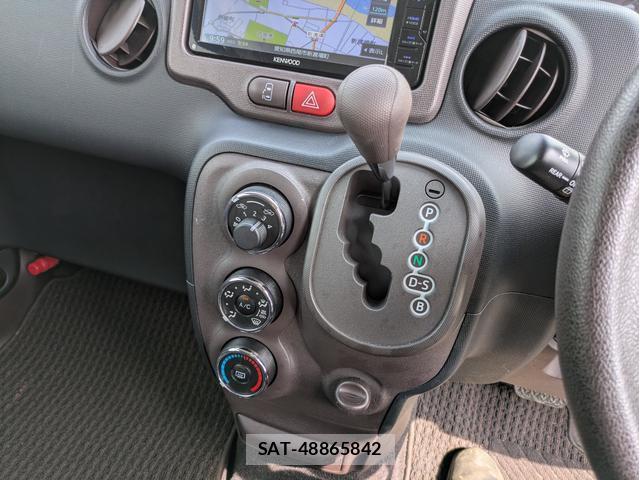 Toyota SPADE 2013-10 8730435-19