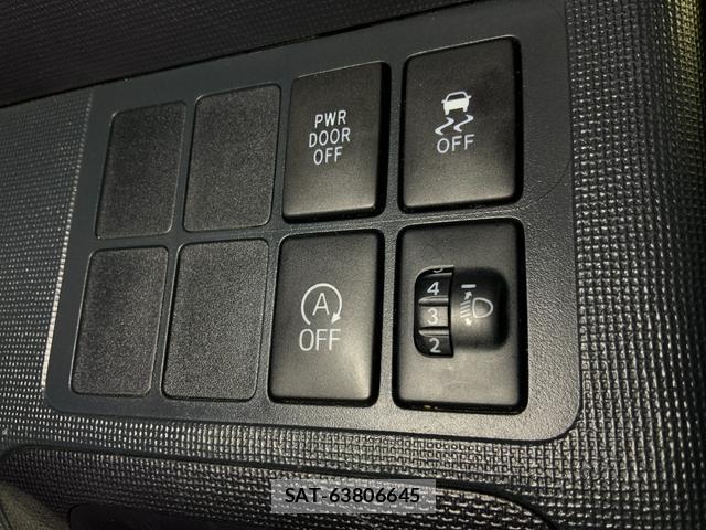 Toyota SPADE 2016-12 8731031-18