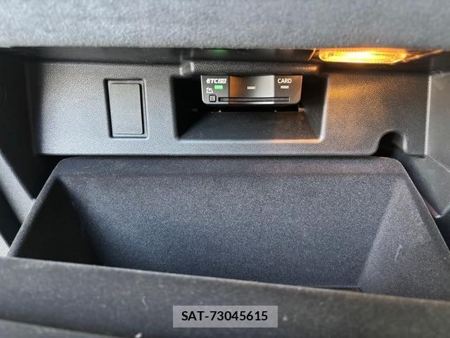 Audi SQ5 2025-07 8727918-15