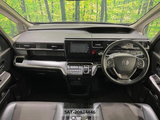 Honda e 2019-03 8726983-1