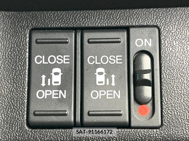 Honda e 2016-01 8727646-5