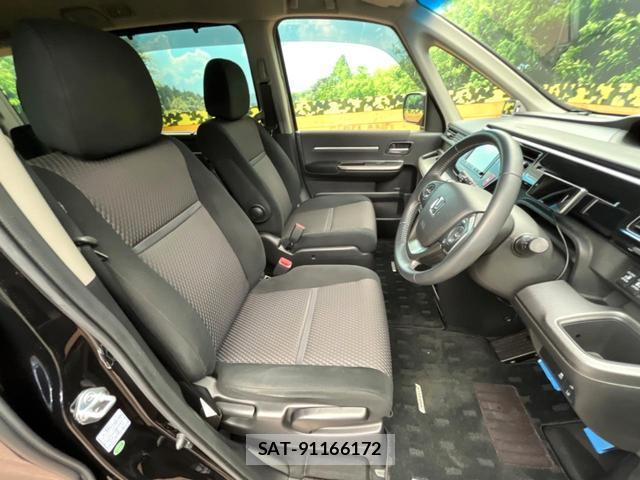 Honda e 2016-01 8727646-6