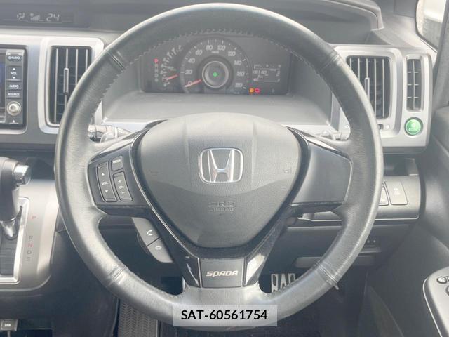 Honda e 2012-03 8728432-12