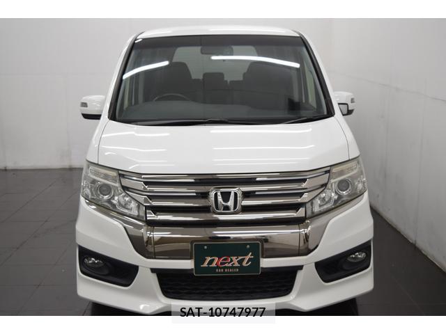 Honda e 2013-10 8730518-6