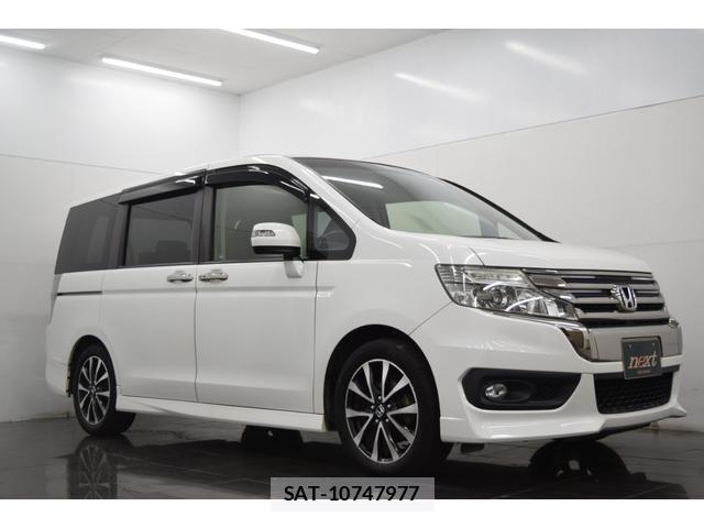 Honda e 2013-10 8730518-7