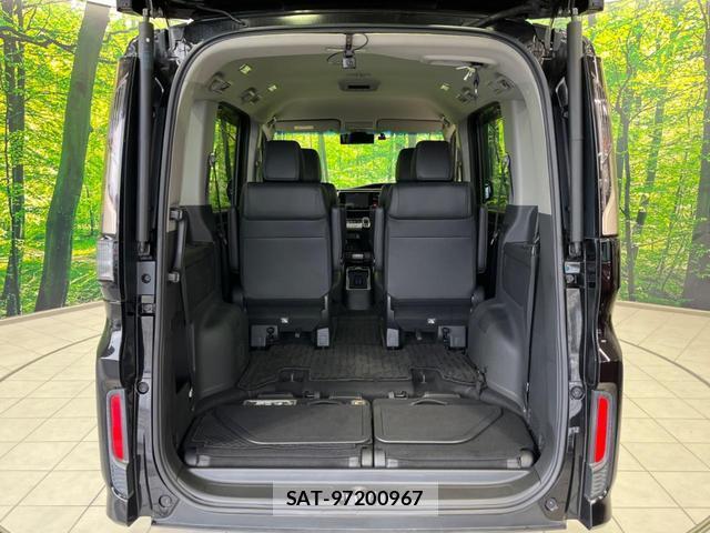 Honda e 2017-10 8730700-10