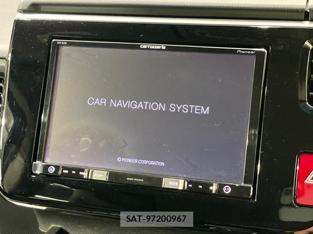 Honda e 2017-10 8730700-3