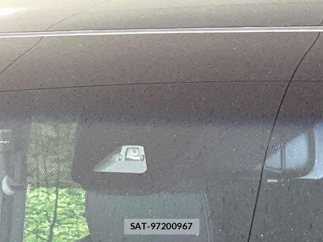 Honda e 2017-10 8730700-5