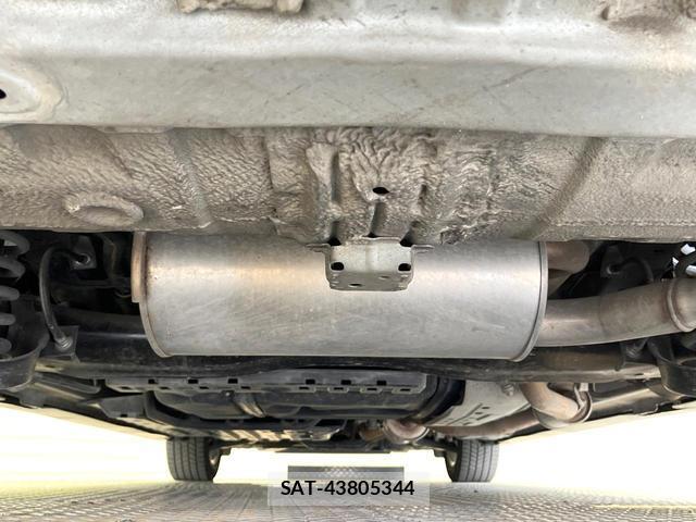 Honda e 2013-08 8731249-18