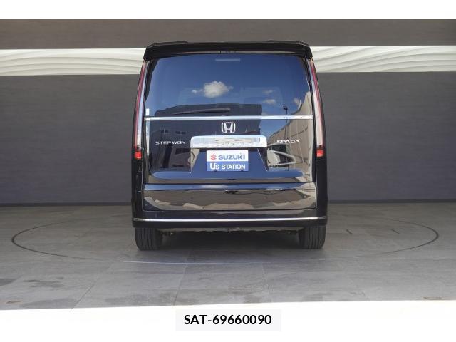 Honda e 2023-10 8727001-1