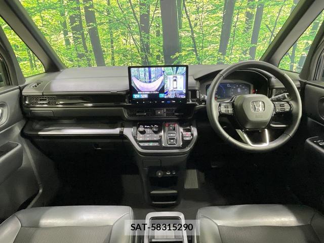 Honda e 2023-11 8727991-1