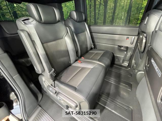 Honda e 2023-11 8727991-8