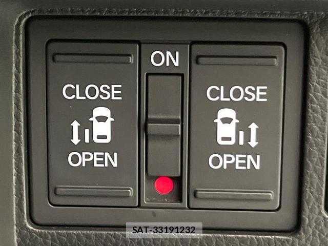 Honda e 2024-02 8728133-5