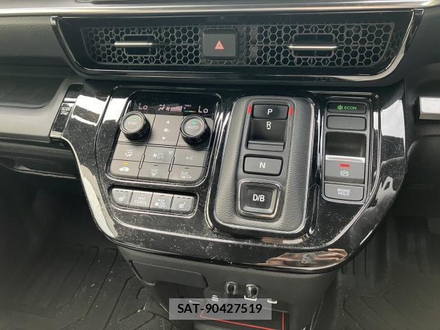 Honda e 2024-01 8728274-15