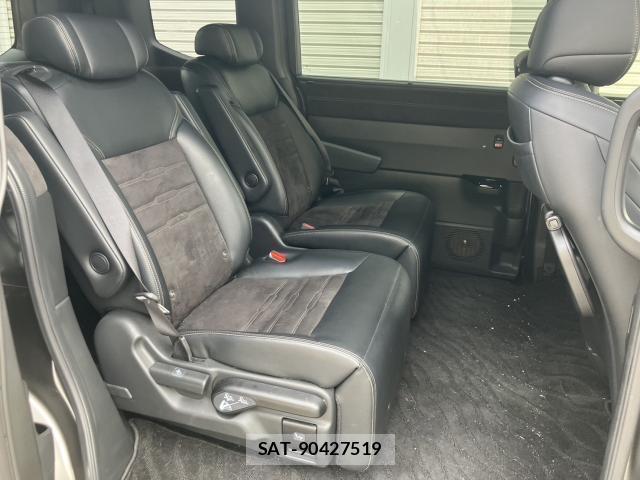 Honda e 2024-01 8728274-6