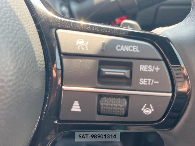 Honda e 2023-10 8728793-6