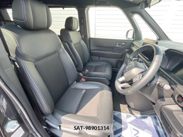 Honda e 2023-10 8728793-9