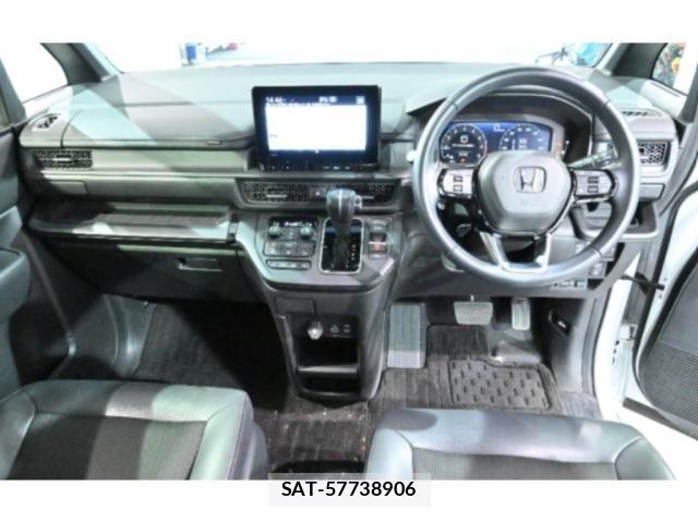 Honda e 2023-09 8729151-2