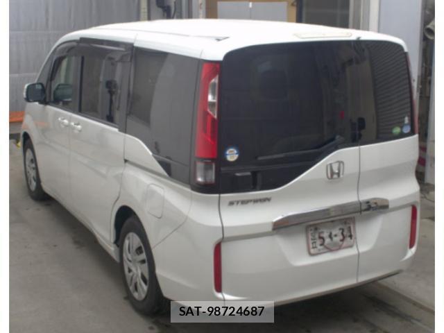 Honda e 2015-08 8729213-1