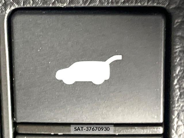 Honda e 2023-07 8729692-6