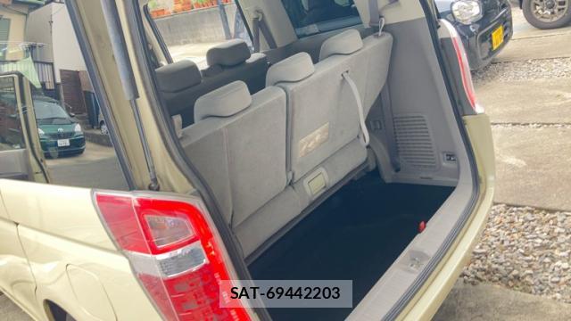 Honda e 2013-03 8730260-10