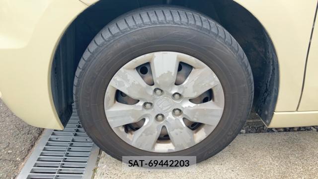 Honda e 2013-03 8730260-12