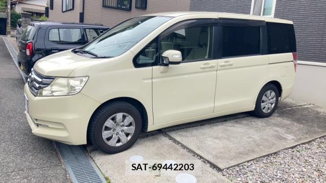 Honda e 2013-03 8730260-13