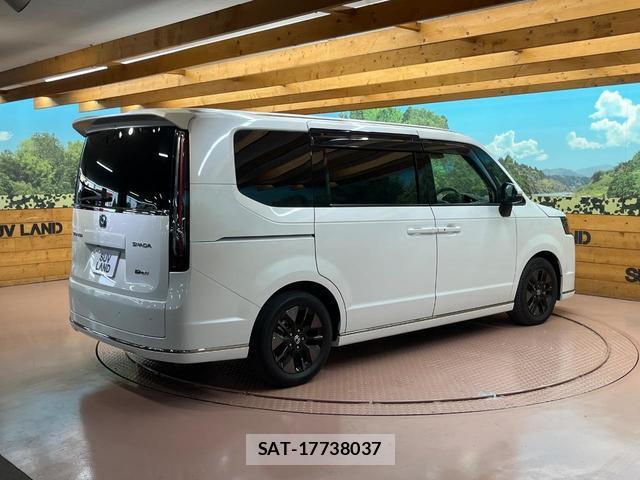 Honda e 2024-05 8730619-17