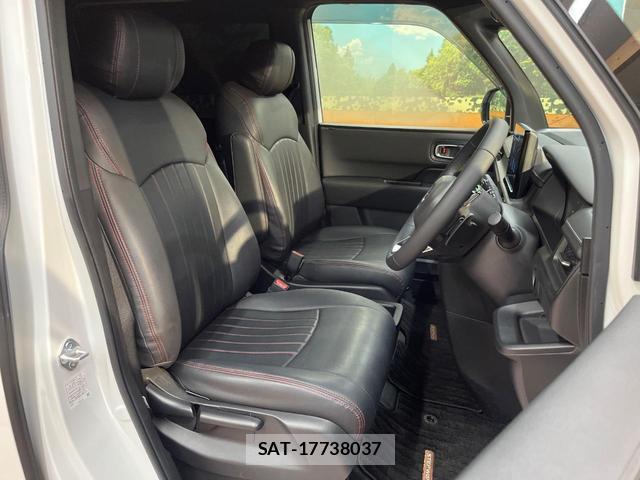 Honda e 2024-05 8730619-7
