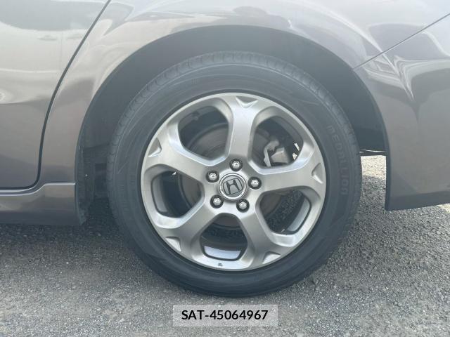 Honda STREAM 2008-09 8726661-18