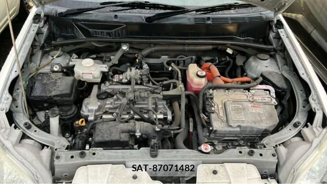 Toyota SUCCEED 2019-01 8729607-7