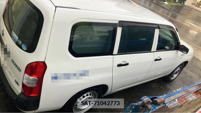 Toyota SUCCEED 2019-01 8729630-3