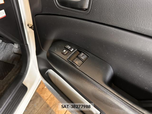 Toyota SUCCEED 2015-06 8730223-16