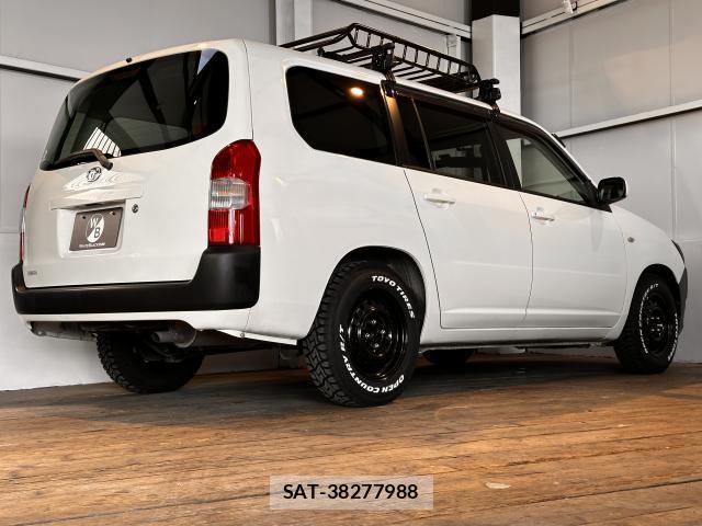 Toyota SUCCEED 2015-06 8730223-19