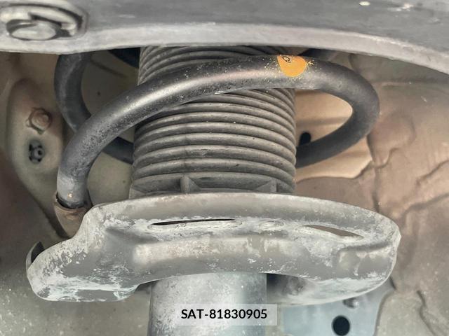 Suzuki SWIFT 2016-02 8725855-19