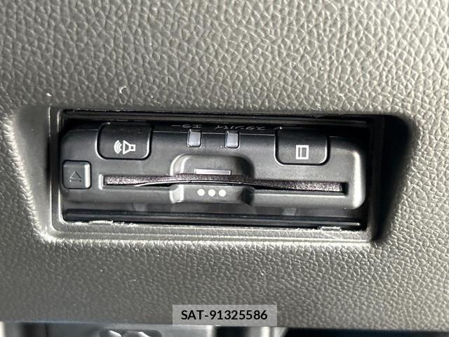 Suzuki SWIFT 2024-10 8726687-6