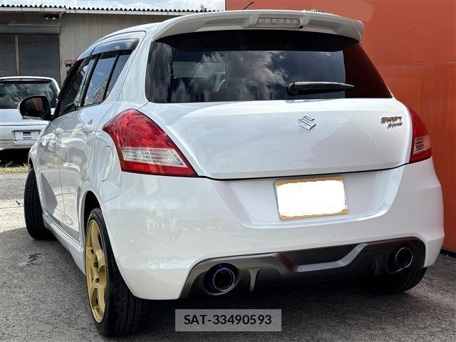 Suzuki SWIFT 2012-10 8727830-1