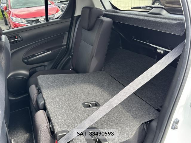 Suzuki SWIFT 2012-10 8727830-18