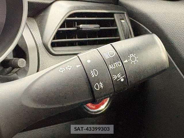 Suzuki SWIFT 2021-06 8728154-9