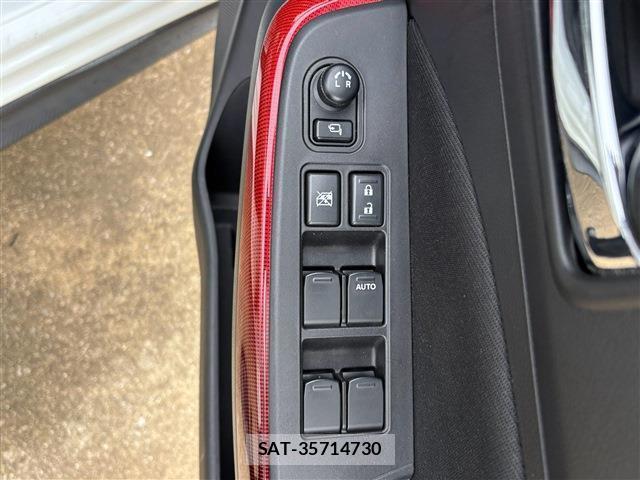Suzuki SWIFT 2019-05 8728331-18