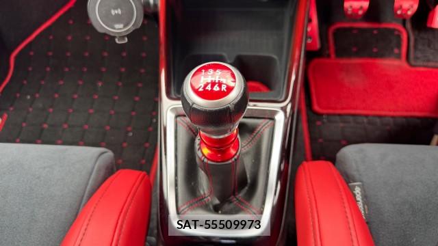 Suzuki SWIFT 2025-03 8729614-14