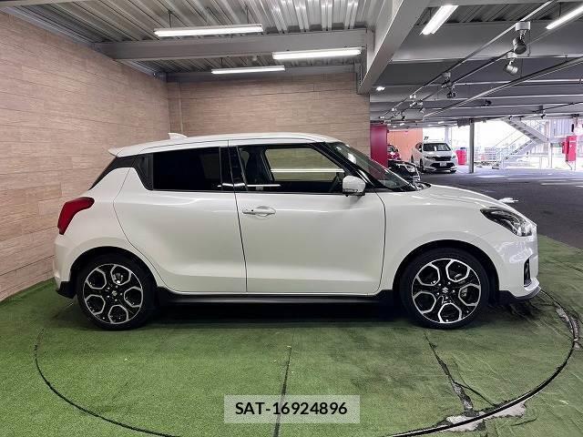 Suzuki SWIFT 2021-01 8730741-17