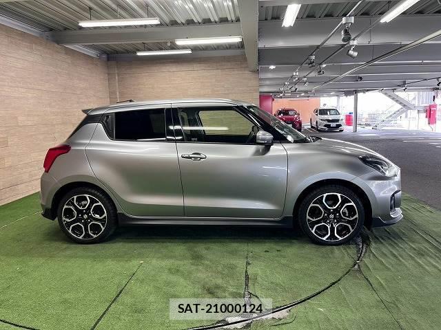 Suzuki SWIFT 2022-08 8730743-17