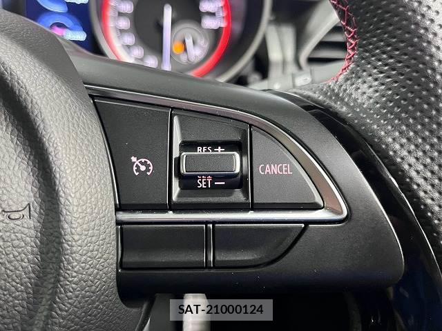 Suzuki SWIFT 2022-08 8730743-7