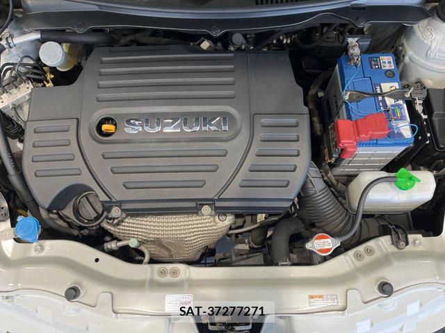 Suzuki SWIFT 2015-10 8730999-17