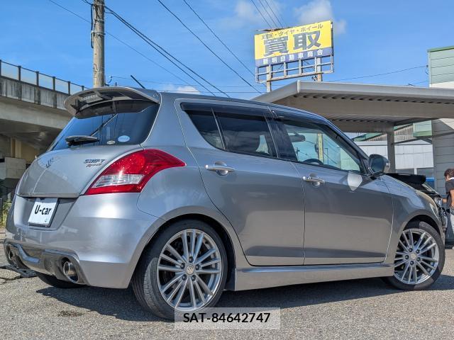 Suzuki SWIFT 2014-10 8731047-13