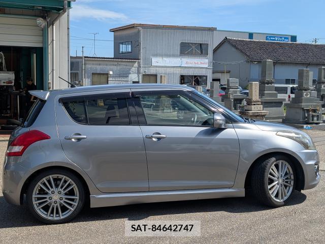Suzuki SWIFT 2014-10 8731047-3