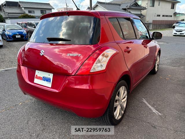 Suzuki SWIFT 2013-11 8725837-10