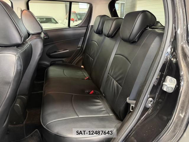 Suzuki SWIFT 2014-03 8726639-6