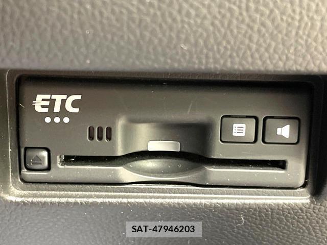 Suzuki SWIFT 2020-06 8729698-5